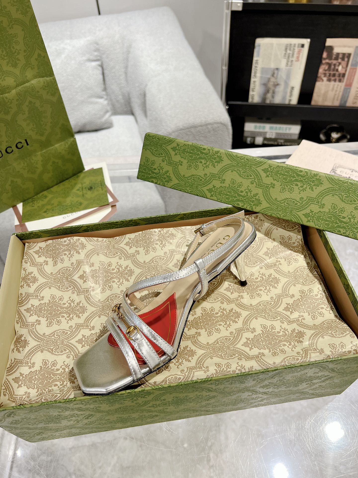 HIGH HEEL 65MM IN SILVER CALFSKIN WITH RED HEART