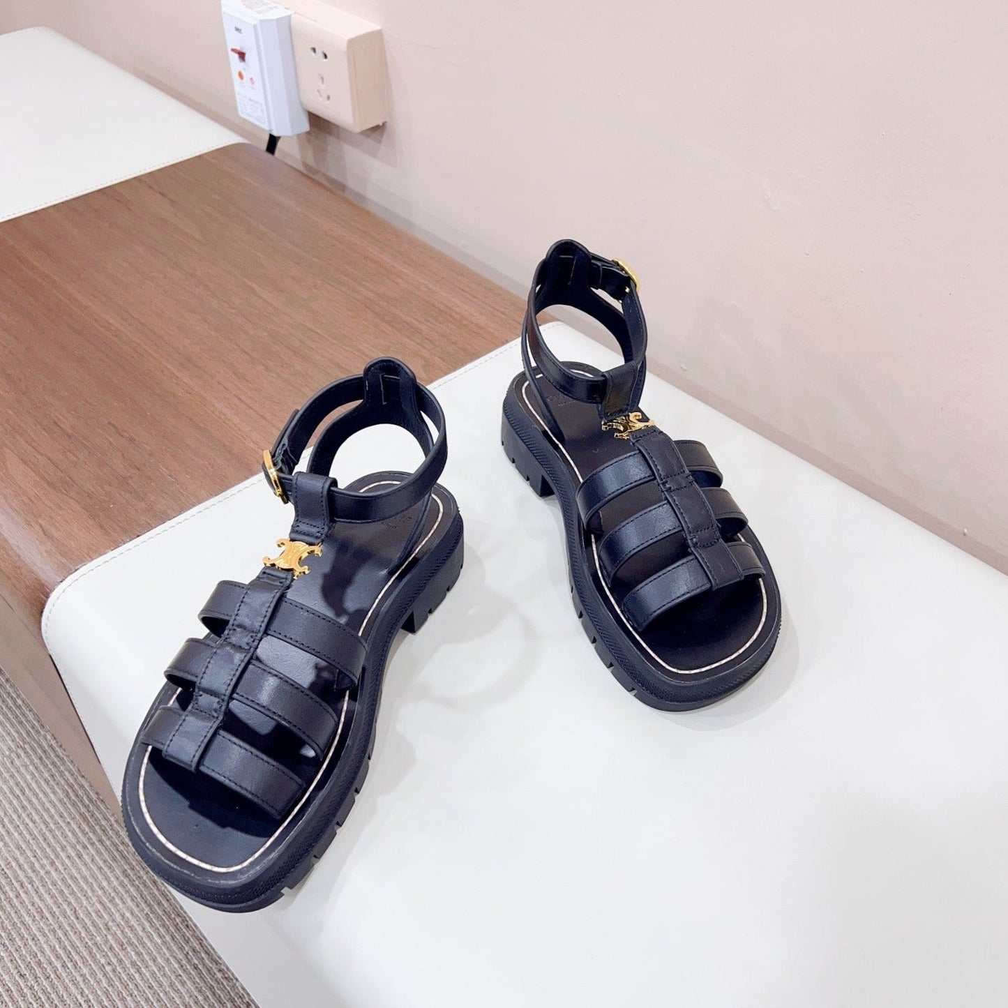 LYMPIA GLADIATOR SANDAL IN CALFSKIN BLACK