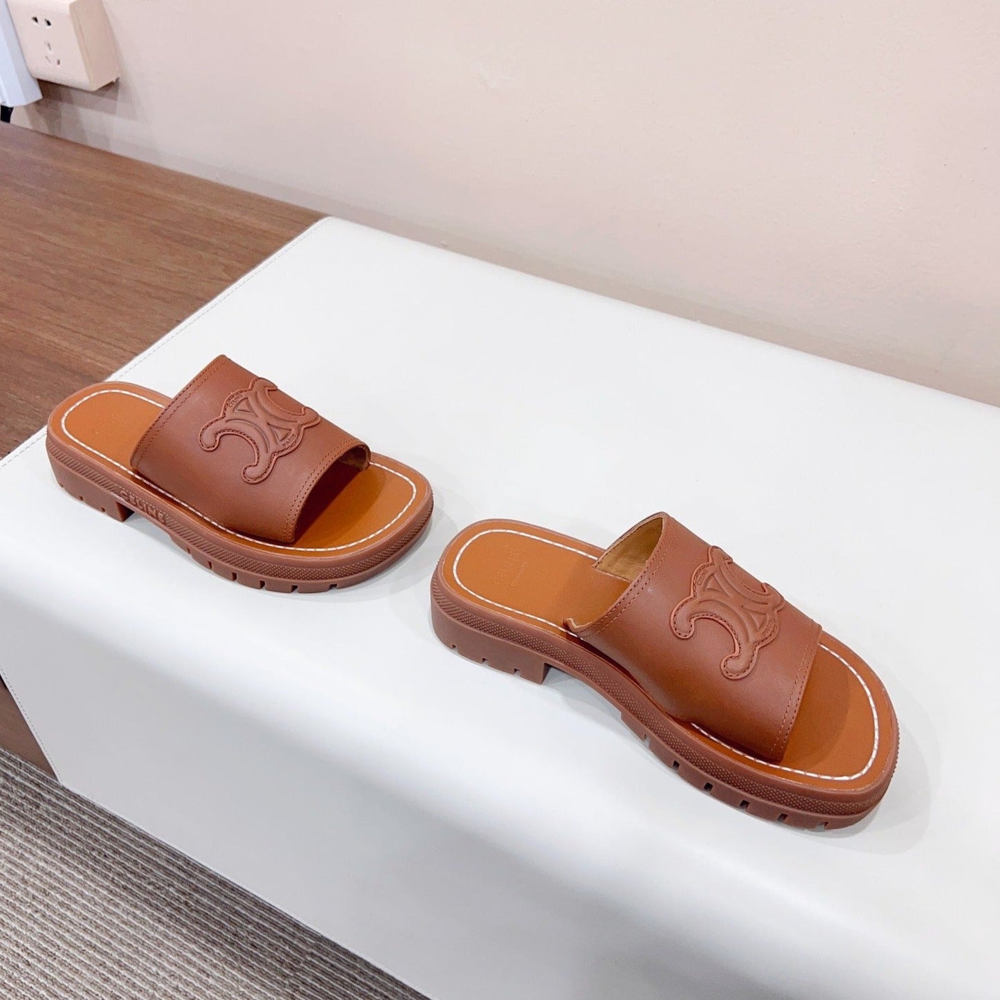 LEA TRIOMPHE PLATFORM SLIDES WOMEN VEGETABLE TANNED CALFSKIN BROWN