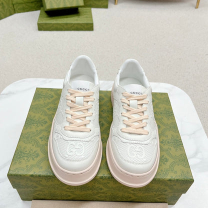 GG EMBOSSED TRAINER WHITE AND PASTEL PINK CALFSKIN