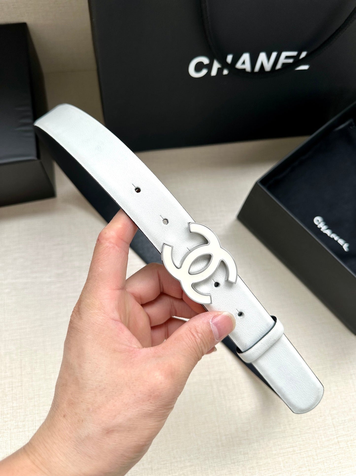 CC 30MM BELT IN FULL WHITE SMOOTH CALFSKIN METAL HARDWARE