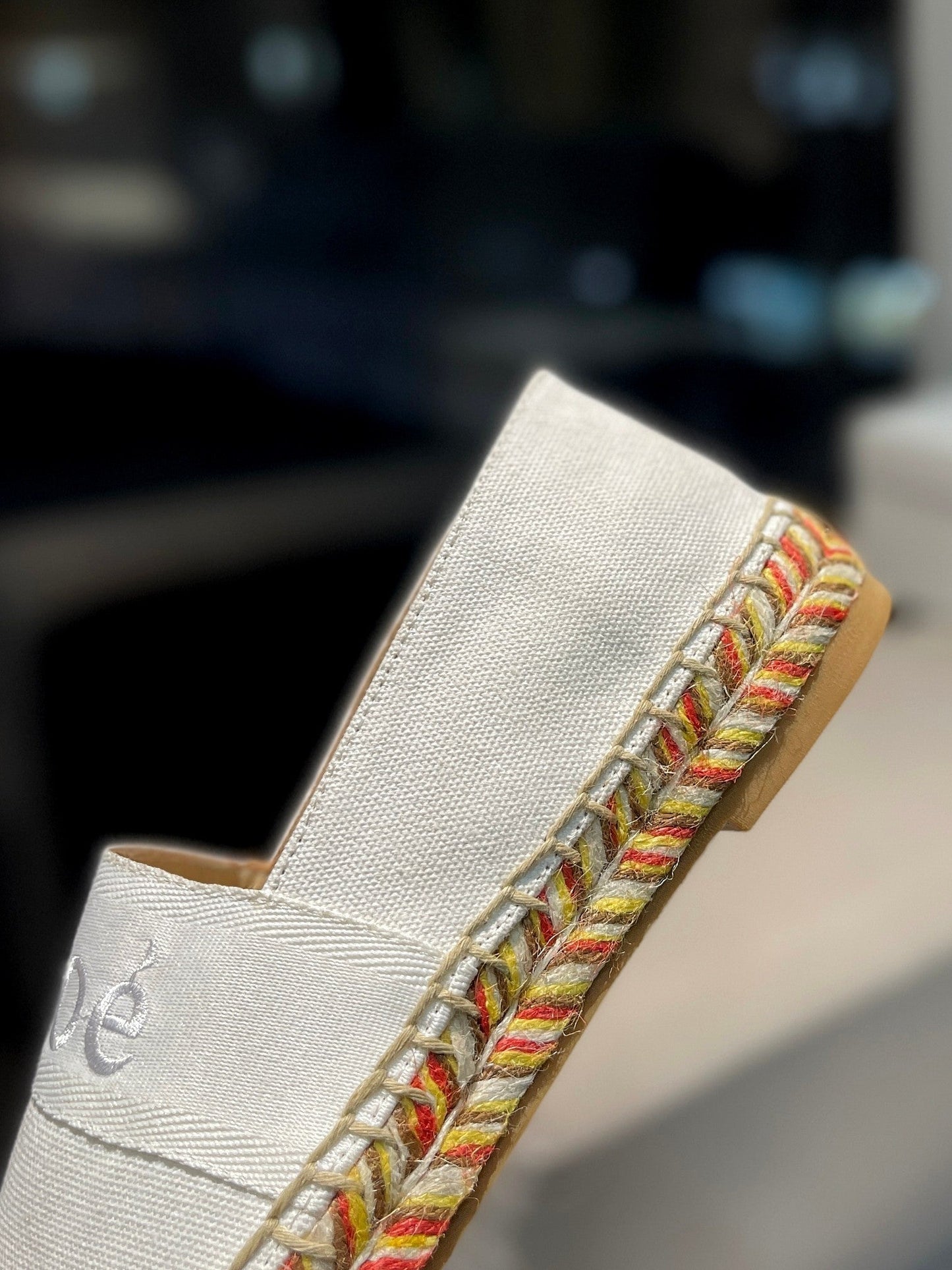 LOAFERS IN WHITE FABRIC AND RAFFIA