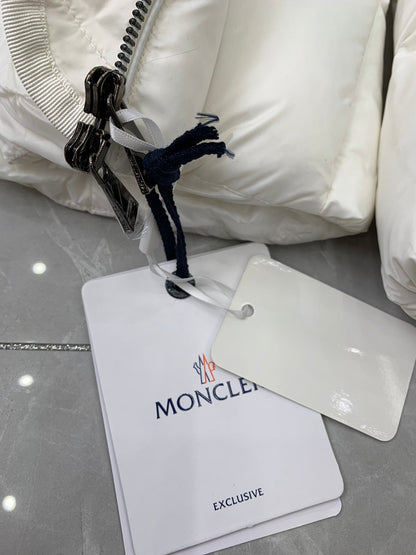 Moncler Style Women’s Hooded Down Puffer Coat – Style 126