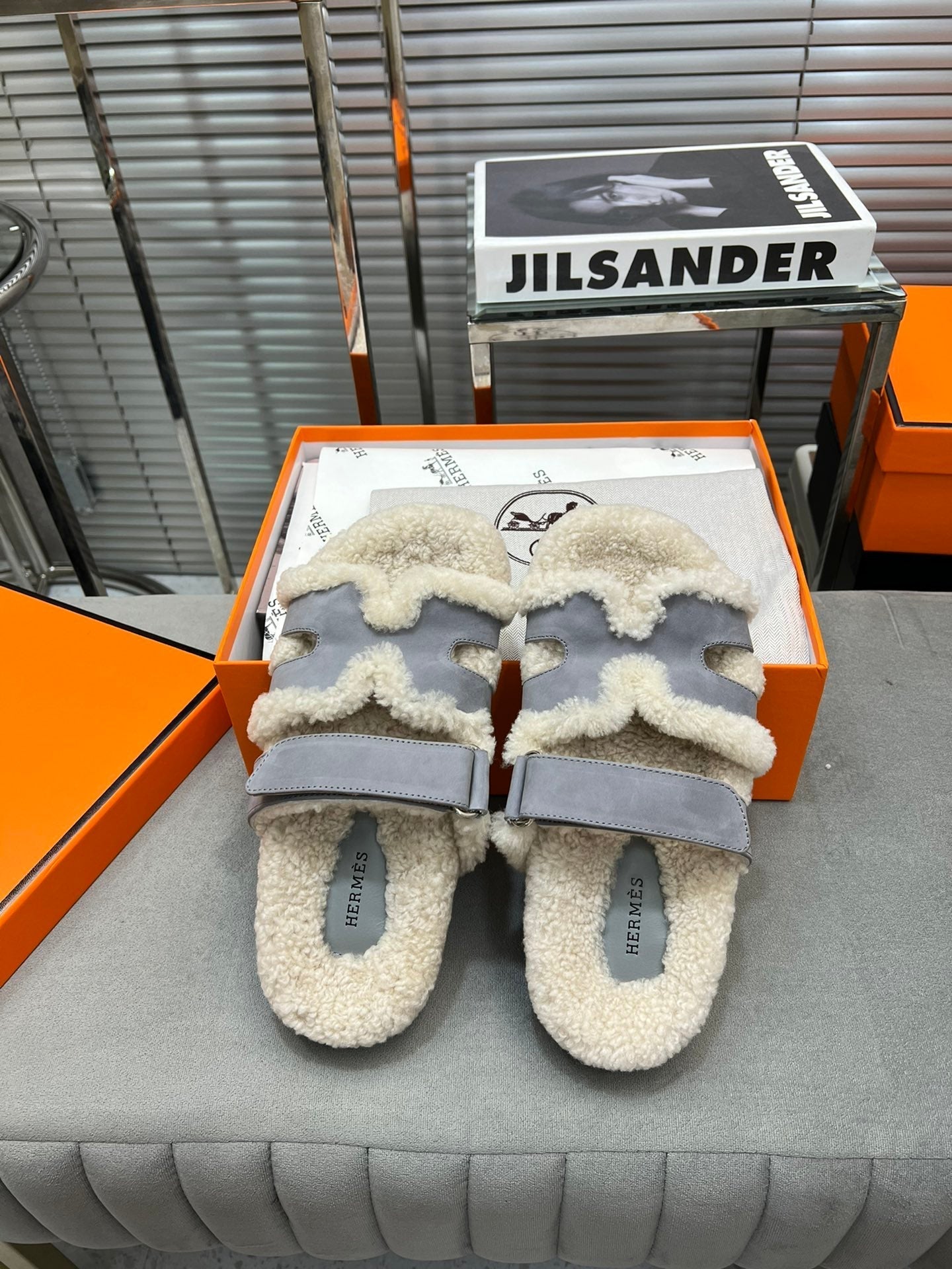 CHYPRE SLIPPERS IN BEIGE LAMB WOOL AND COOL GRAY SUEDE
