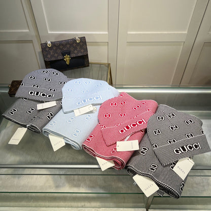 SET SCARF AND HAT IN PUNCH PINK MIX WHITE WOOL AND CASHMERE 946332