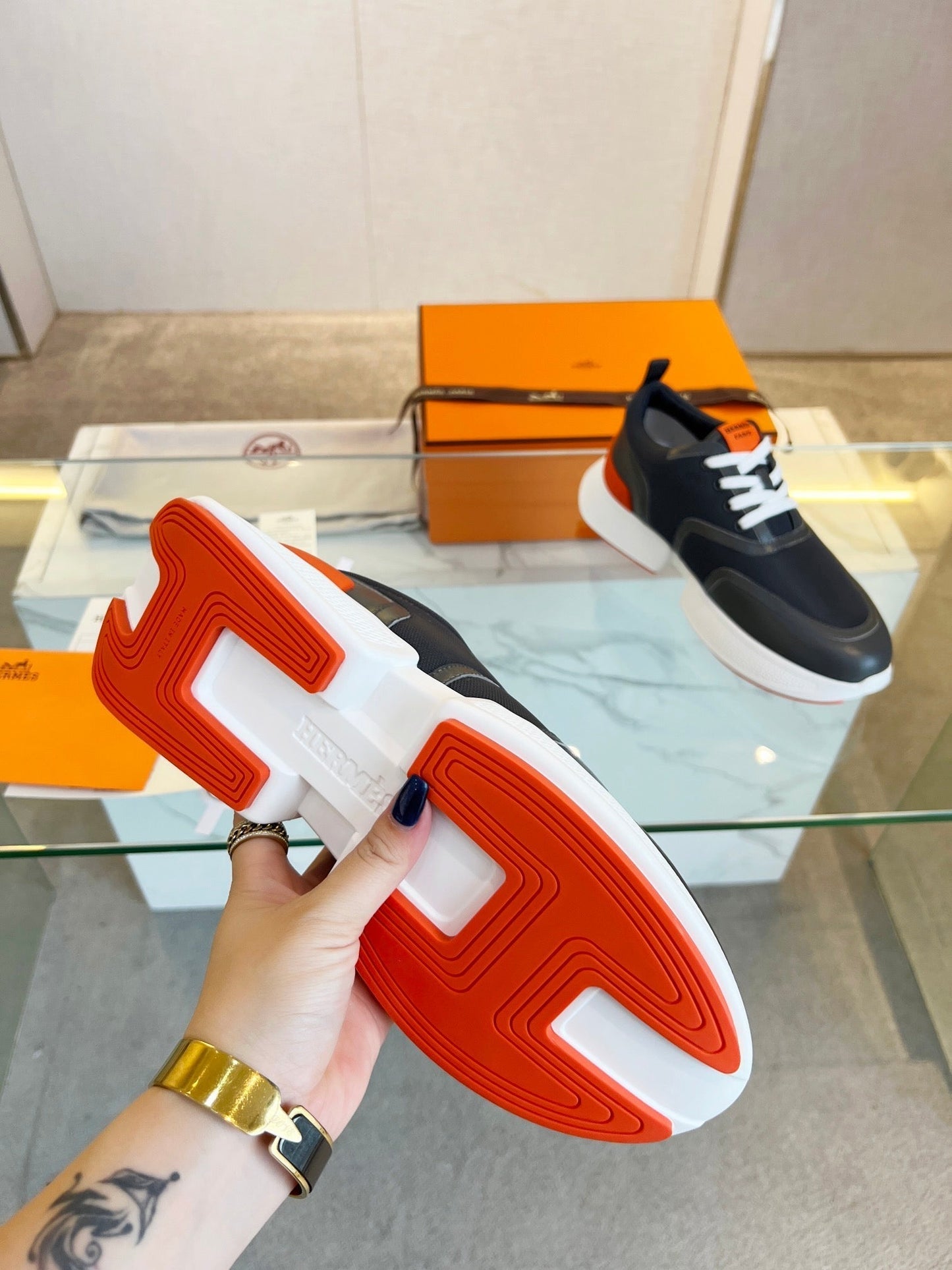 GIGA SNEAKER BLACK CALFSKIN BLACK SOLE