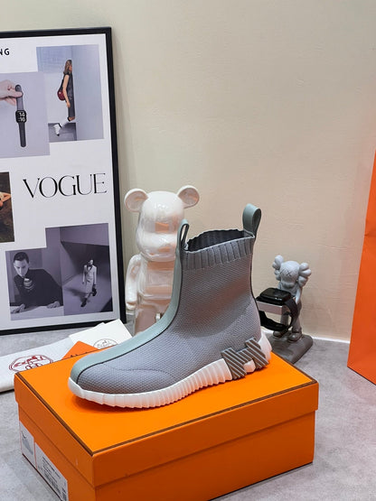 H FUN CLASSIC SNEAKER STYLISH LIGHT GRAY FABRIC