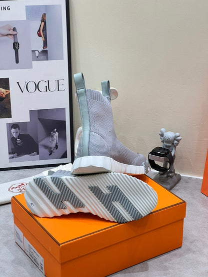 H FUN CLASSIC SNEAKER STYLISH LIGHT GRAY FABRIC