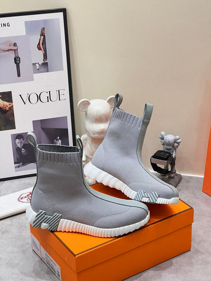 H FUN CLASSIC SNEAKER STYLISH LIGHT GRAY FABRIC