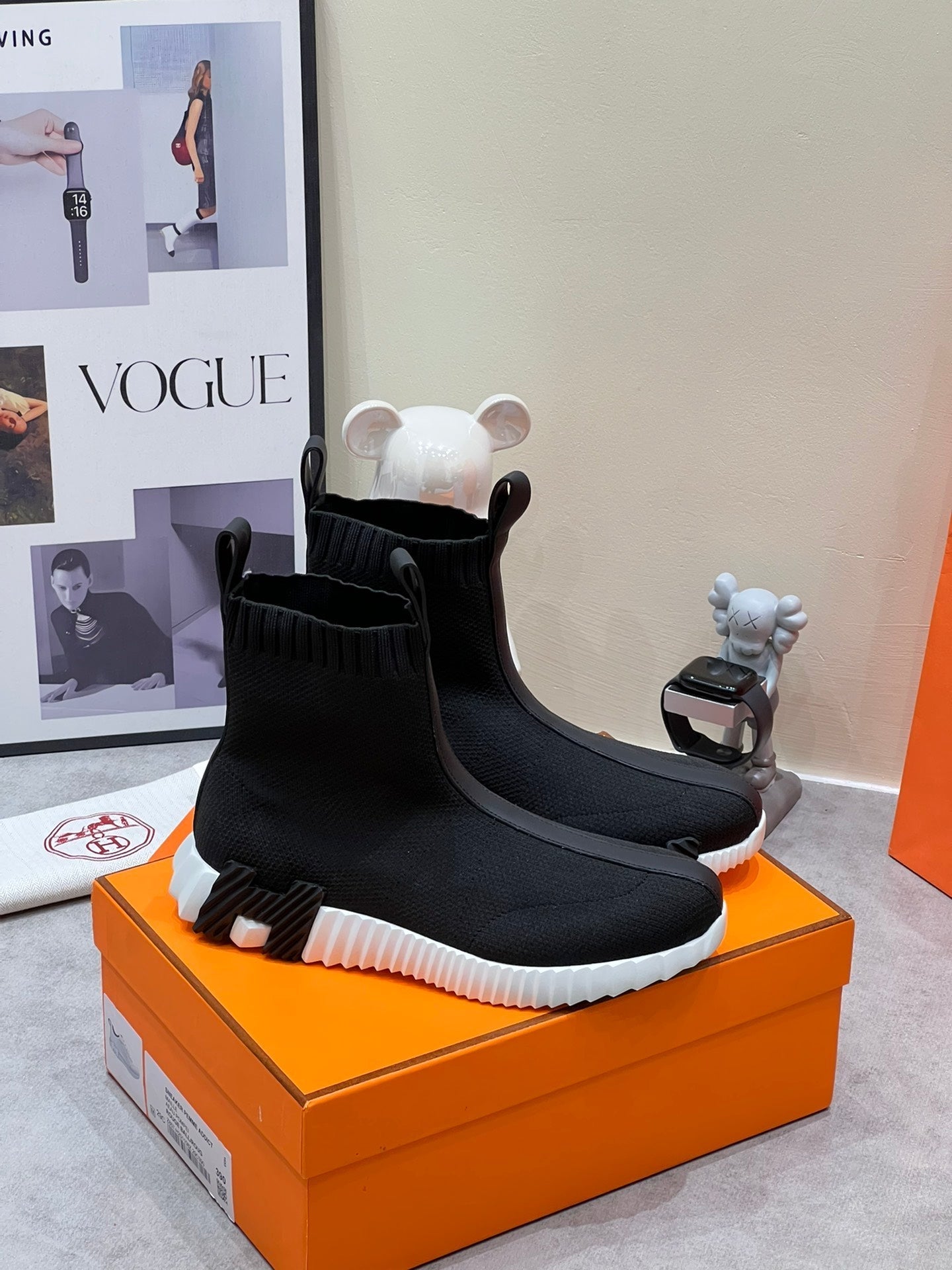 H FUN CLASSIC SNEAKER STYLISH BLACK FABRIC