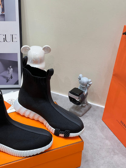 H FUN CLASSIC SNEAKER STYLISH BLACK FABRIC