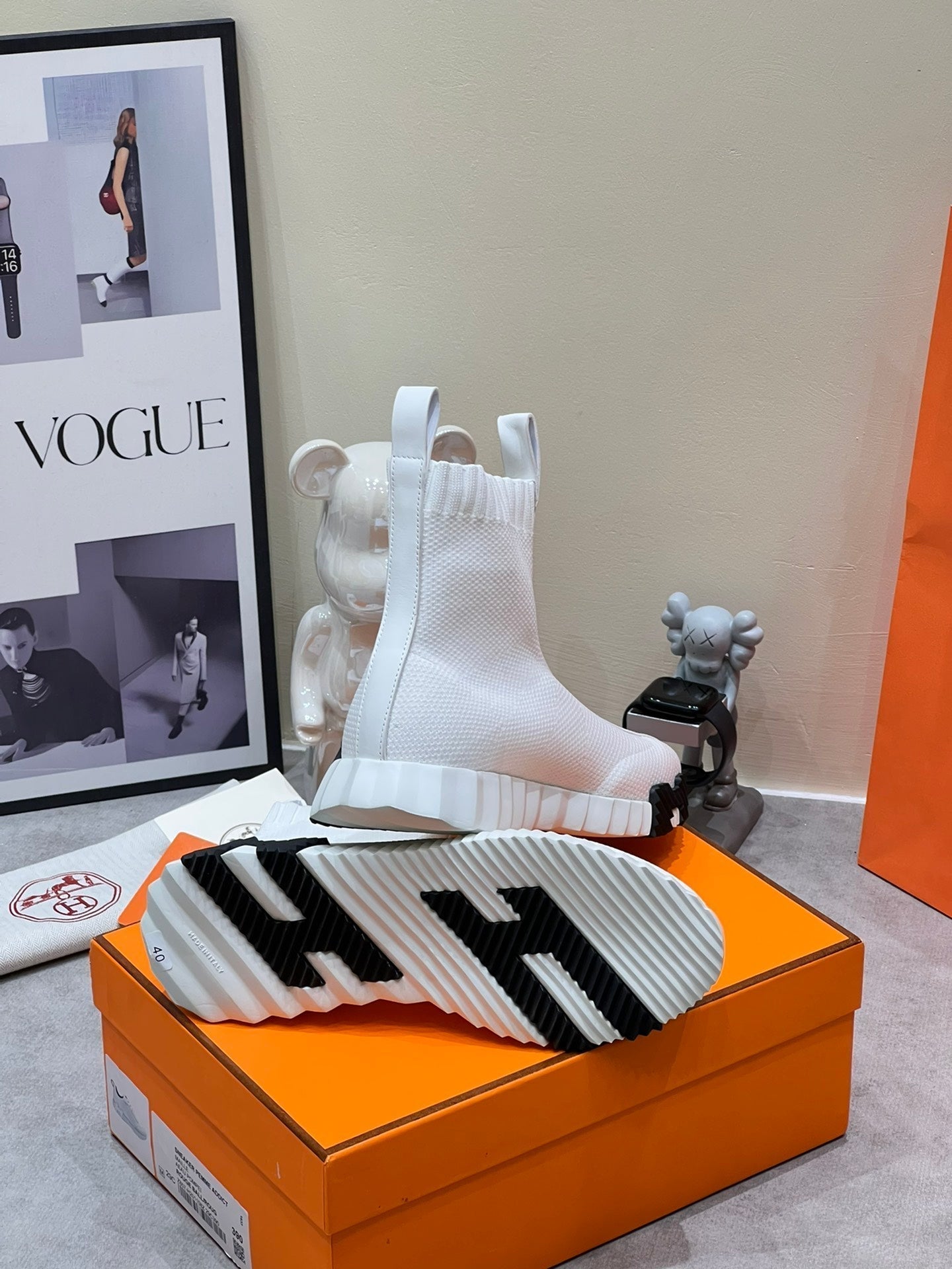 H FUN CLASSIC SNEAKER STYLISH WHITE FABRIC