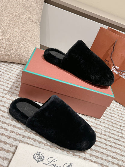 LP NATURAL WINTERCOZY WOOL BLACK SLIPPERS