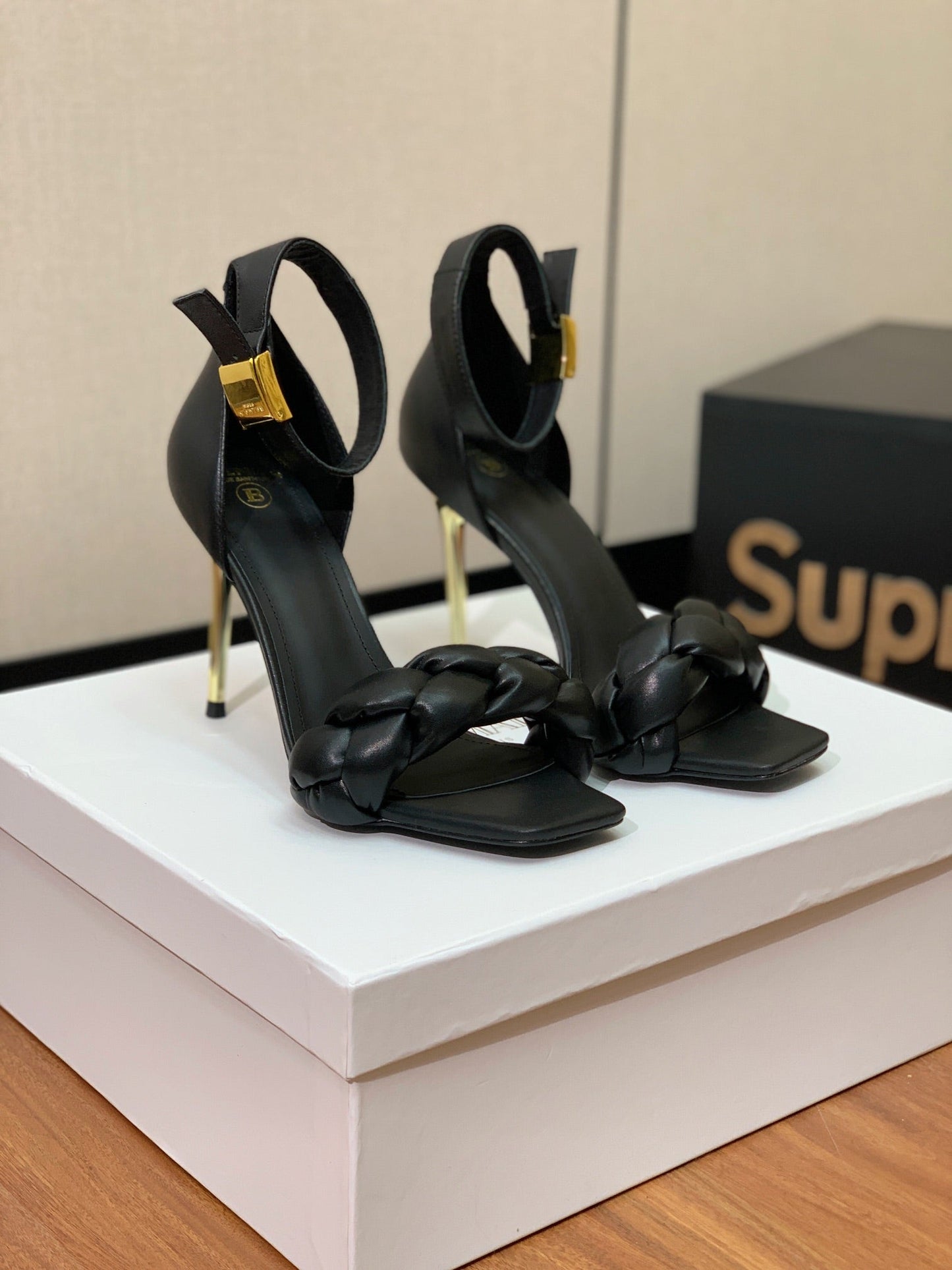 BALMAIN 25S ANKLE STRAP HIGH HEEL 95MM IN BLACK CALFSKIN