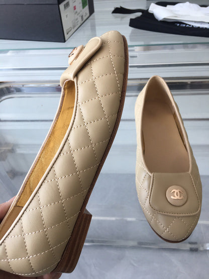 ballet flat quilted beige gold cc lock