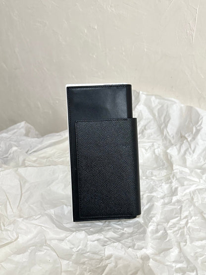 PASSPORT HOLDER 21 IN BLACK CALFSKIN