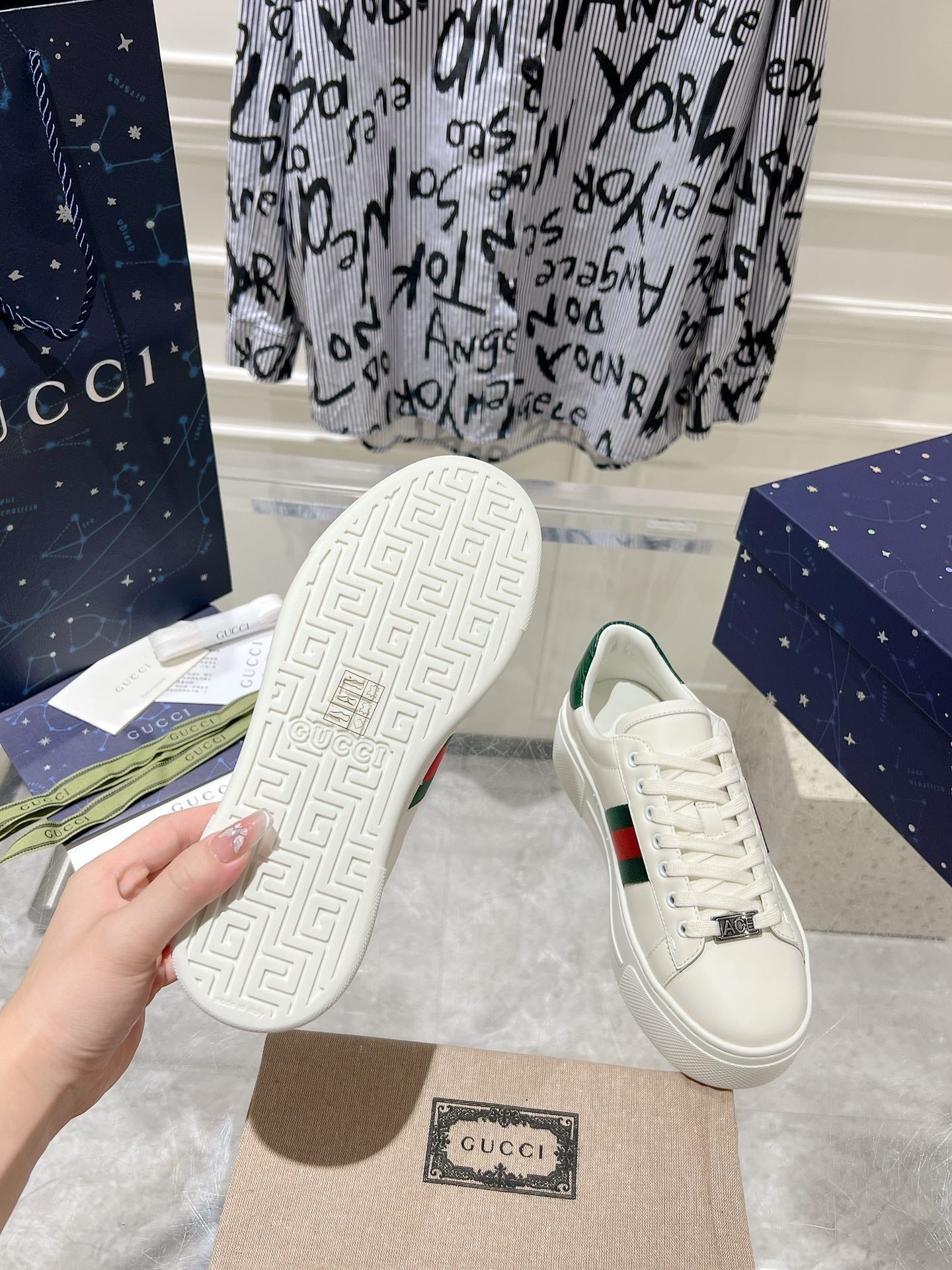 GG ACE 30 SUPREME TRAINER WHITE CALFSKIN