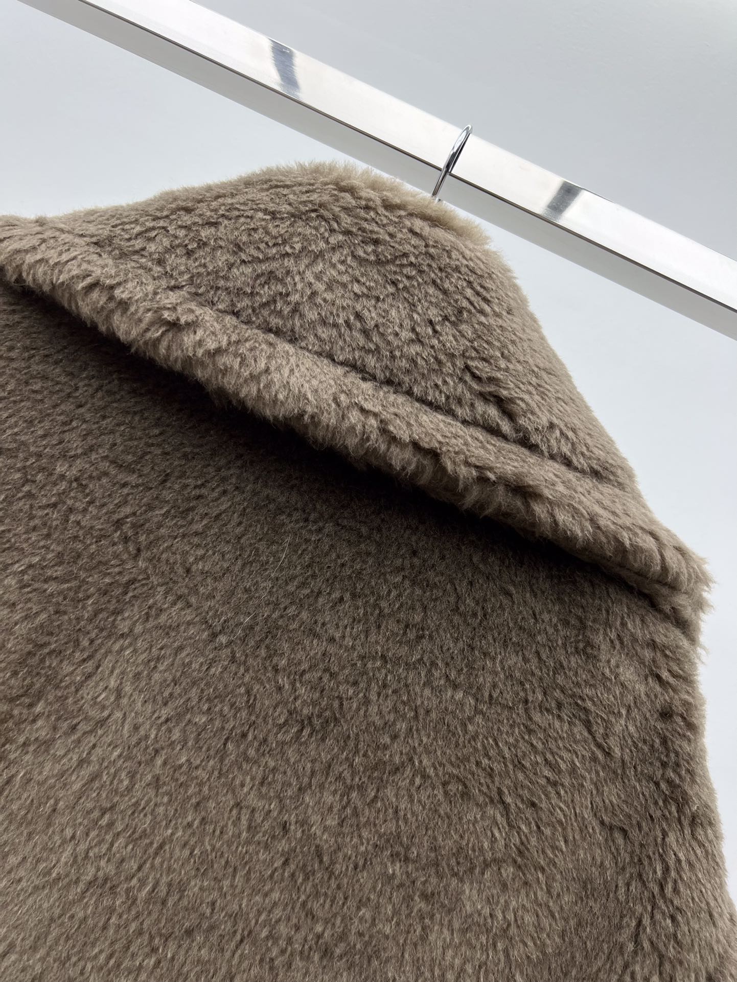 Women’s Max Mara Style Long Teddy Bear Coat – Style 112