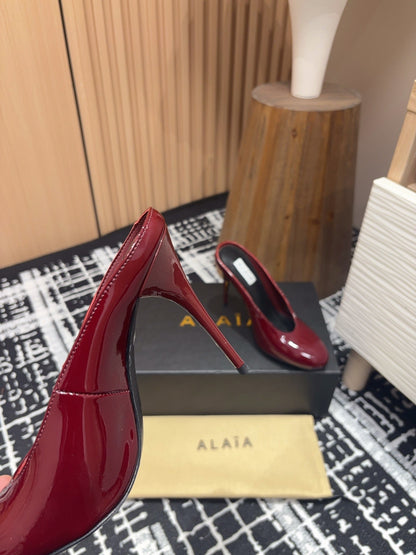 HIGH-HEEL 10 CM MULES IN BERRY RED PATENT CALFSKIN