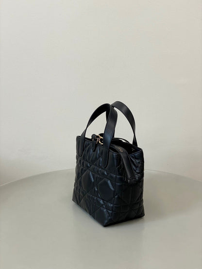 MINI TOUJOURS BUCKET BAG 18 IN BLACK CANNAGE CALFSKIN
