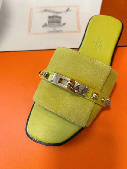 GIULIA FLAT SANDAL IN NEON YELLOW SUEDE