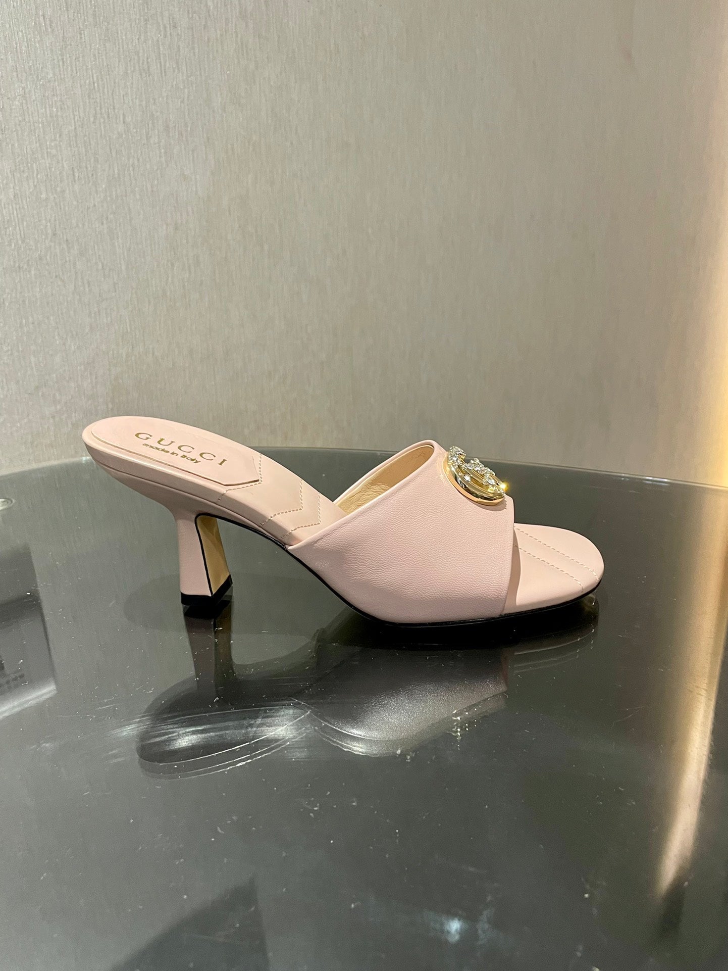 GG HIGH HEELS 70 IN PASTEL PINK LAMBSKIN GOLD HARDWARE WITH CRYSTALS