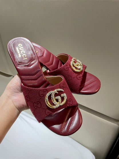 GG HIGH HEELS 70 IN RED LAMBSKIN AND FABRIC GOLD HARDWARE WITH CRYSTALS