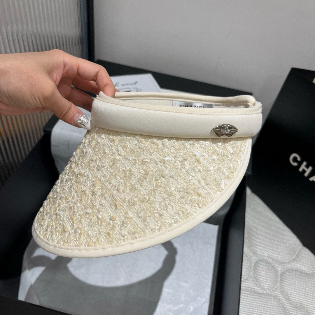 CC SUN HAT MODEL IVORY WITH SEQUINS 673927