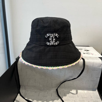 BLACK BUCKET HAT WITH FLORAL BORDER 673996