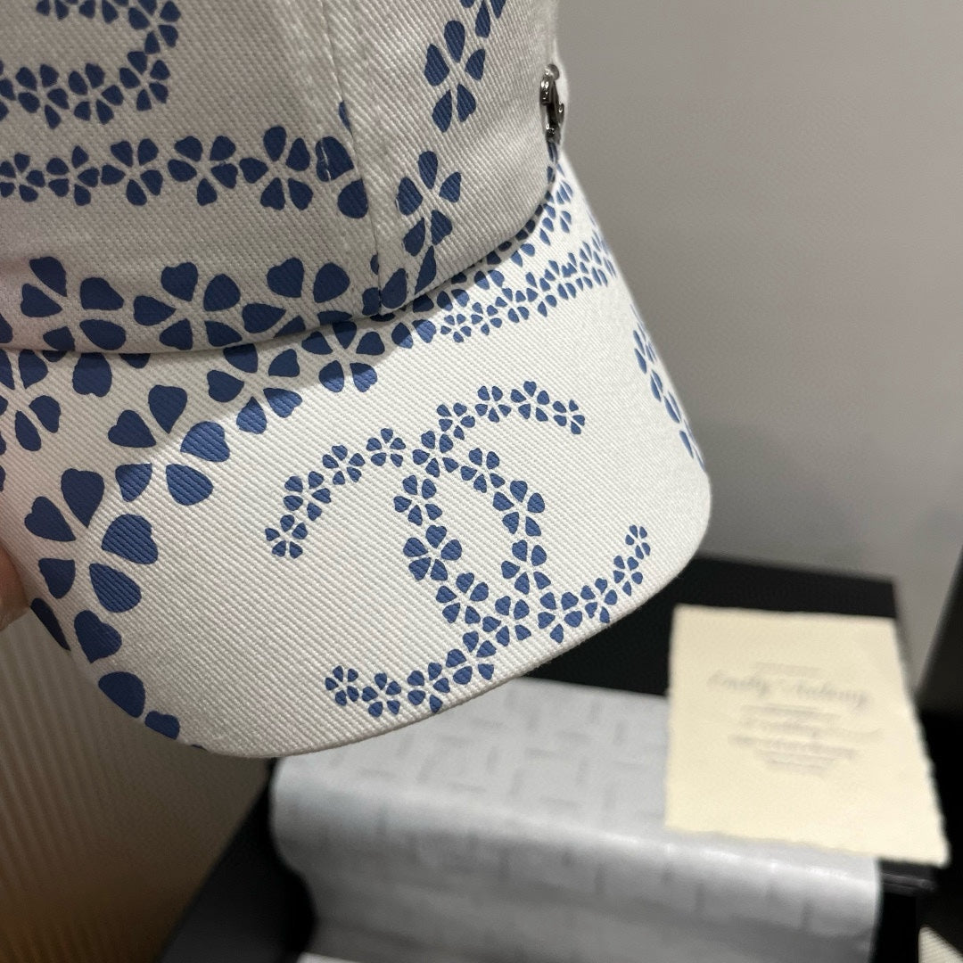 BASEBALL HAT WHITE PATTERN 674029