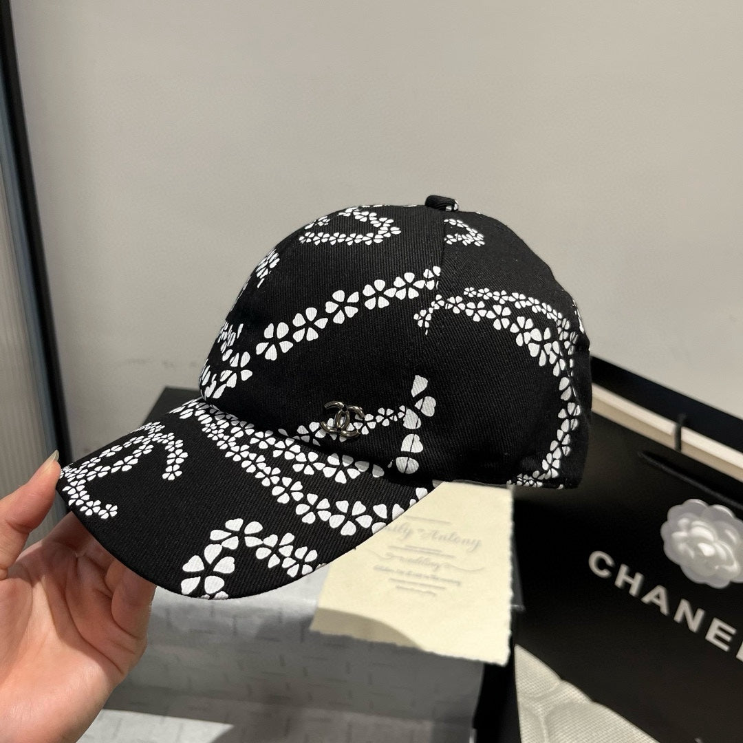 BASEBALL HAT BLACK PATTERN 674031