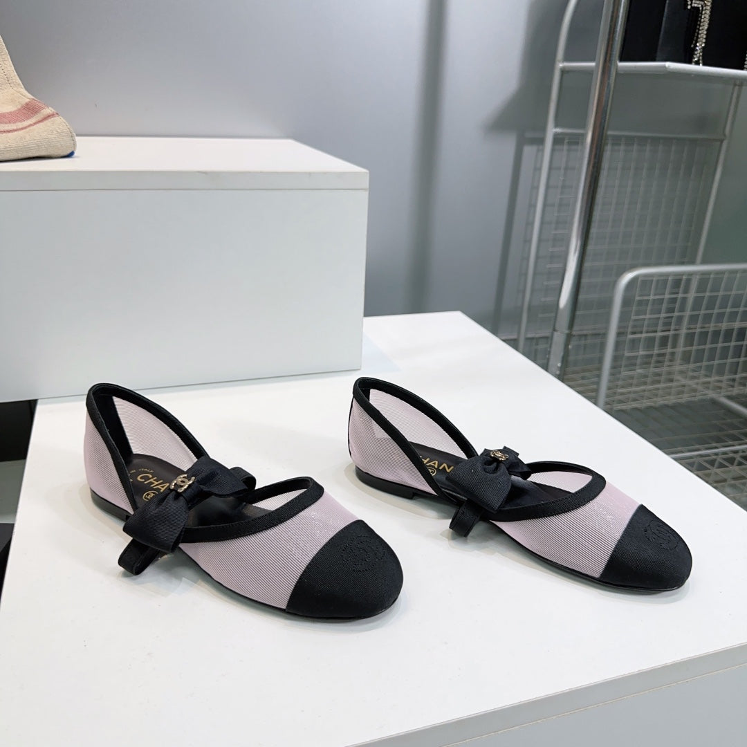 CHANEL FLAT MARY JANE SHOES 25S IN LIGHT PURPLE MIX BLACK MESH FABRIC EMBOSSED LOGO WITH BOW