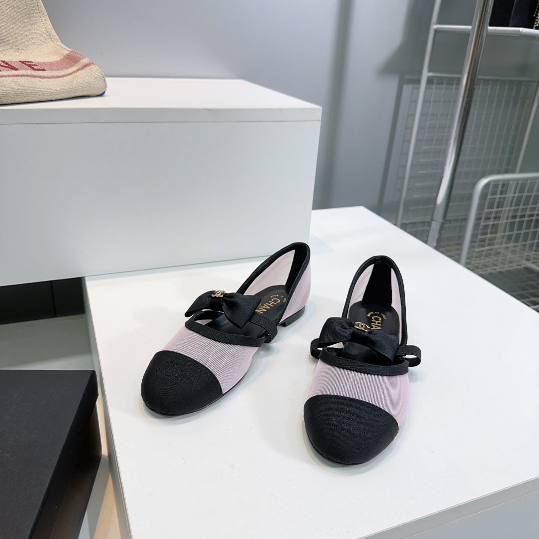 CHANEL FLAT MARY JANE SHOES 25S IN LIGHT PURPLE MIX BLACK MESH FABRIC EMBOSSED LOGO WITH BOW