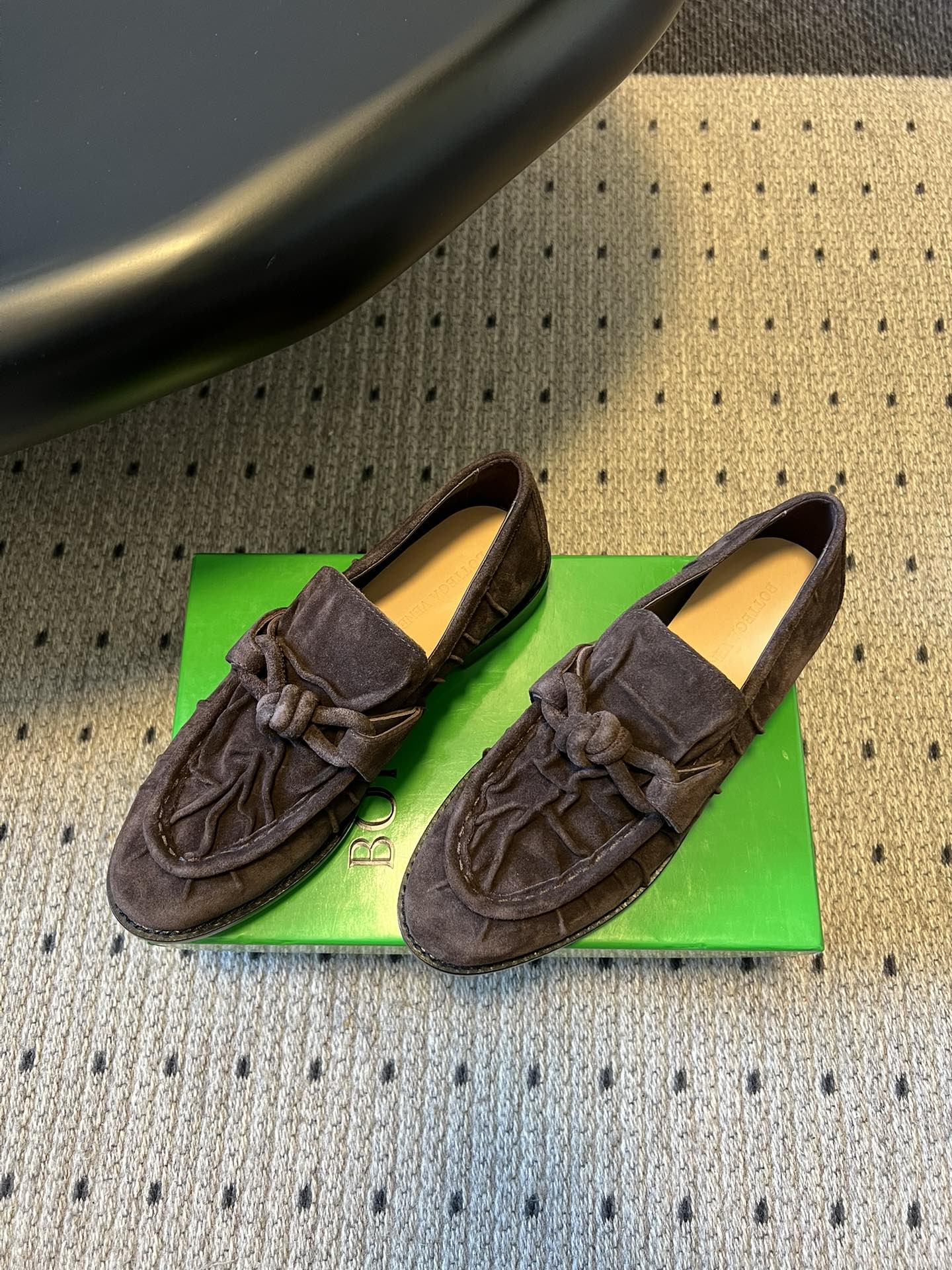 BOTTEGA VENETA 26S LOAFERS IN DARK BROWN SUEDE