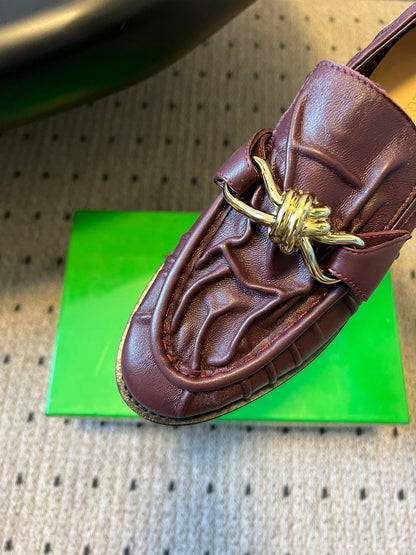 BOTTEGA VENETA 26S LOAFERS IN DARK BROWN LAMBSKIN WITH GOLD HARDWARE