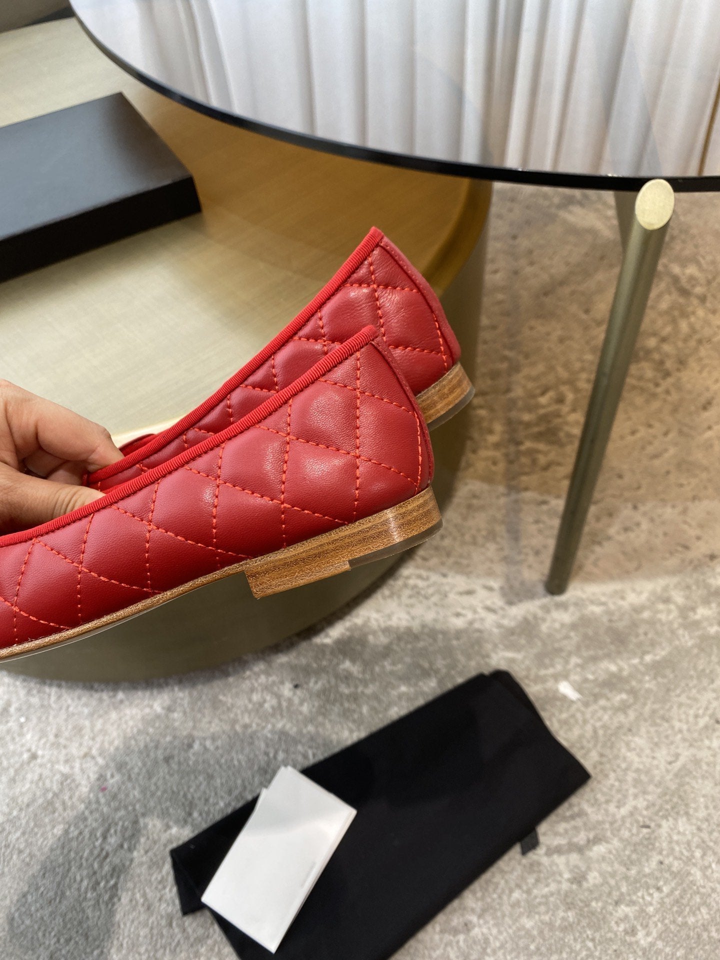 BALLET FLATS RED QUILTED LAMBSKIN