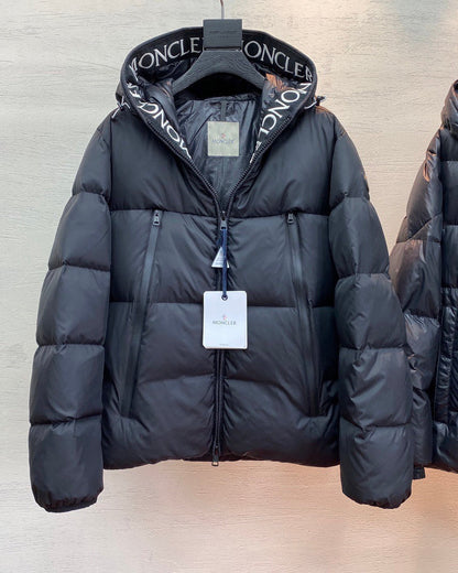 Women's Moncler Puffer Jacket Black Color-Style215