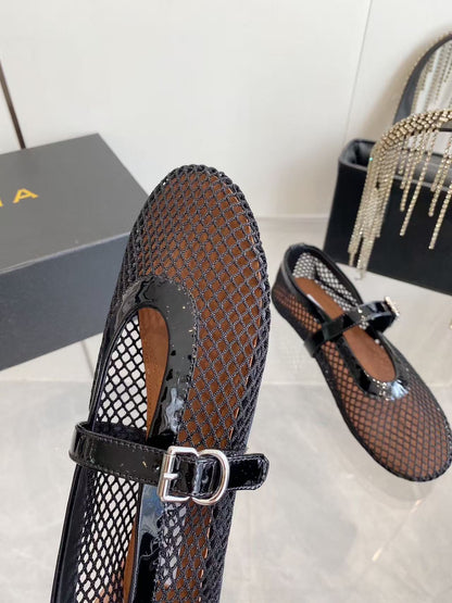 MARY JANE SHOES IN BLACK MESH AND LEATHER