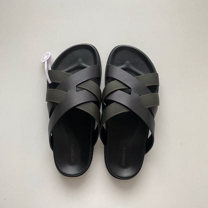 HM SLIDES IN BLACK AND DARK GREEN FABRIC