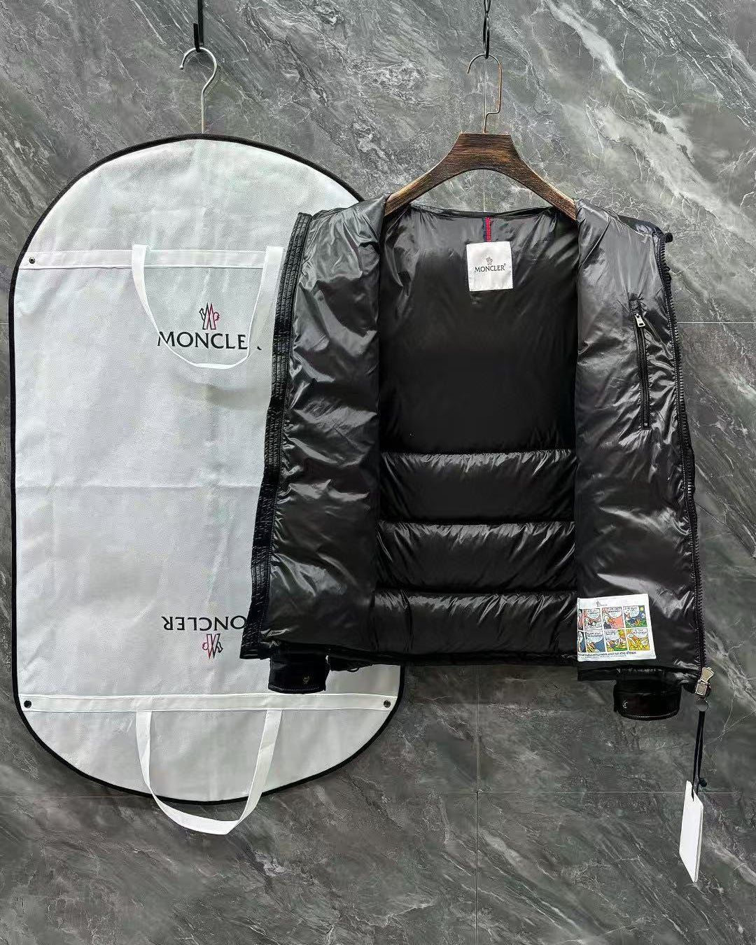 Moncler Style Puffer Jacket in Black