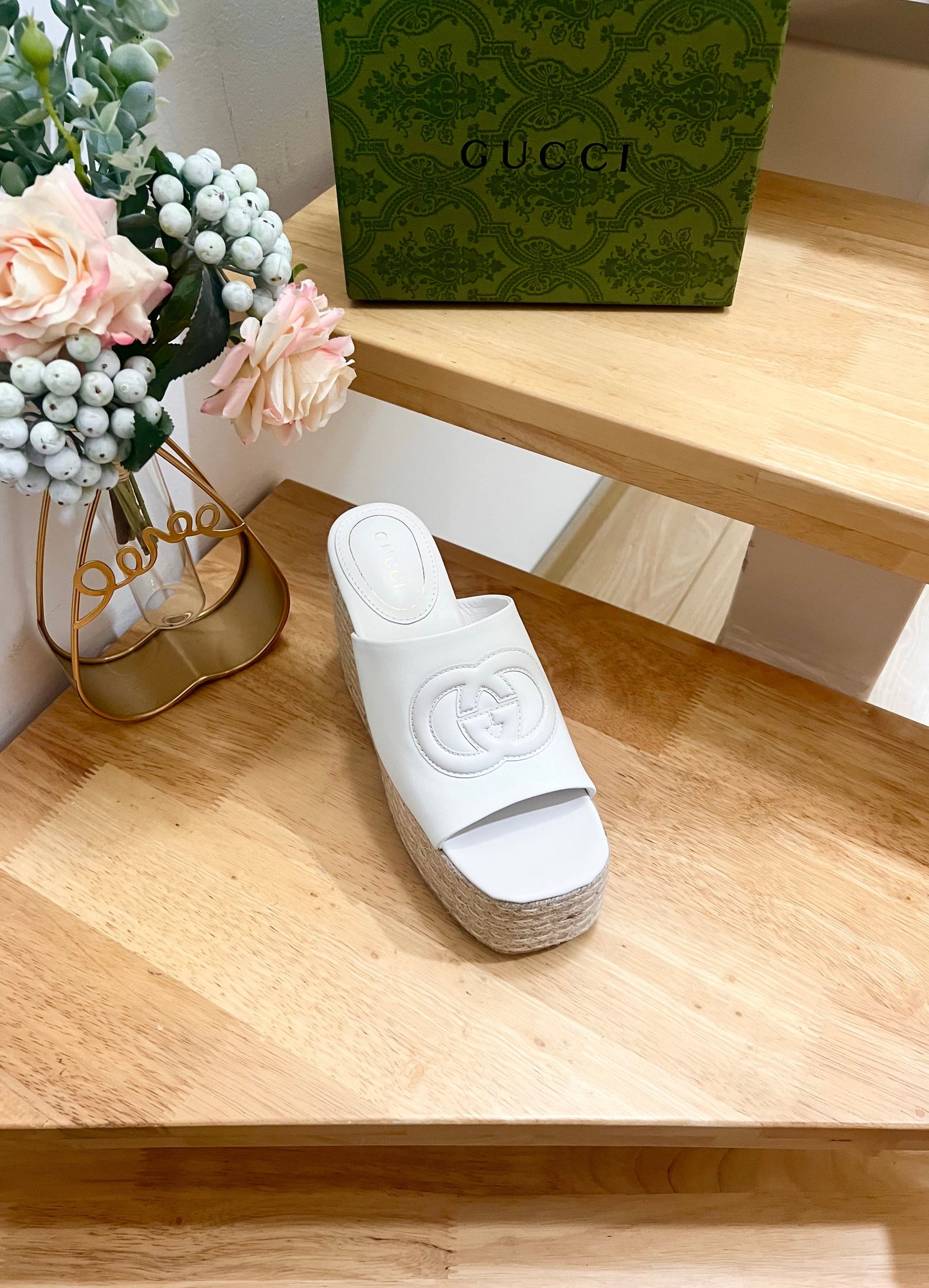 HIGH 10CM WEDGE SANDALS IN WHITE SHEEPSKIN