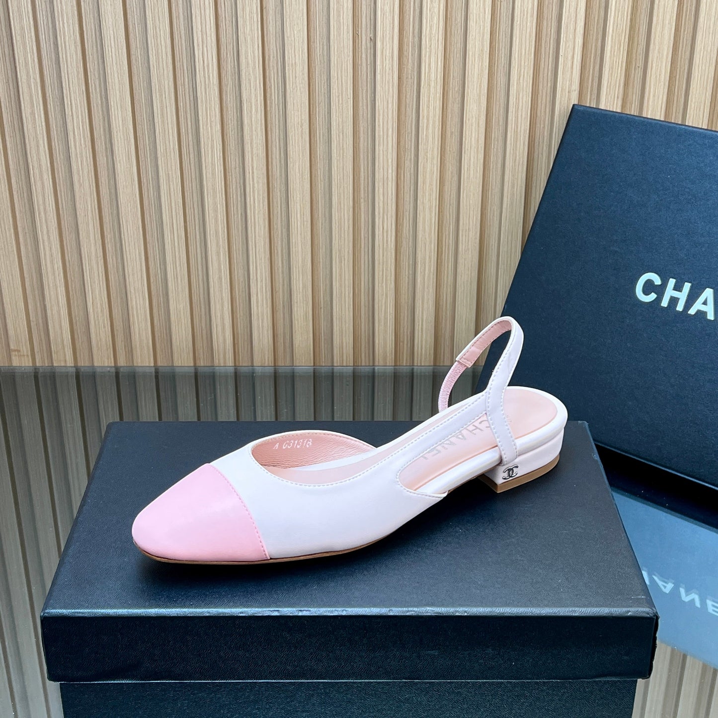 CHANEL 25S SLINGBACK SHOE FLATS IN LIGHT PINK CALFSKIN