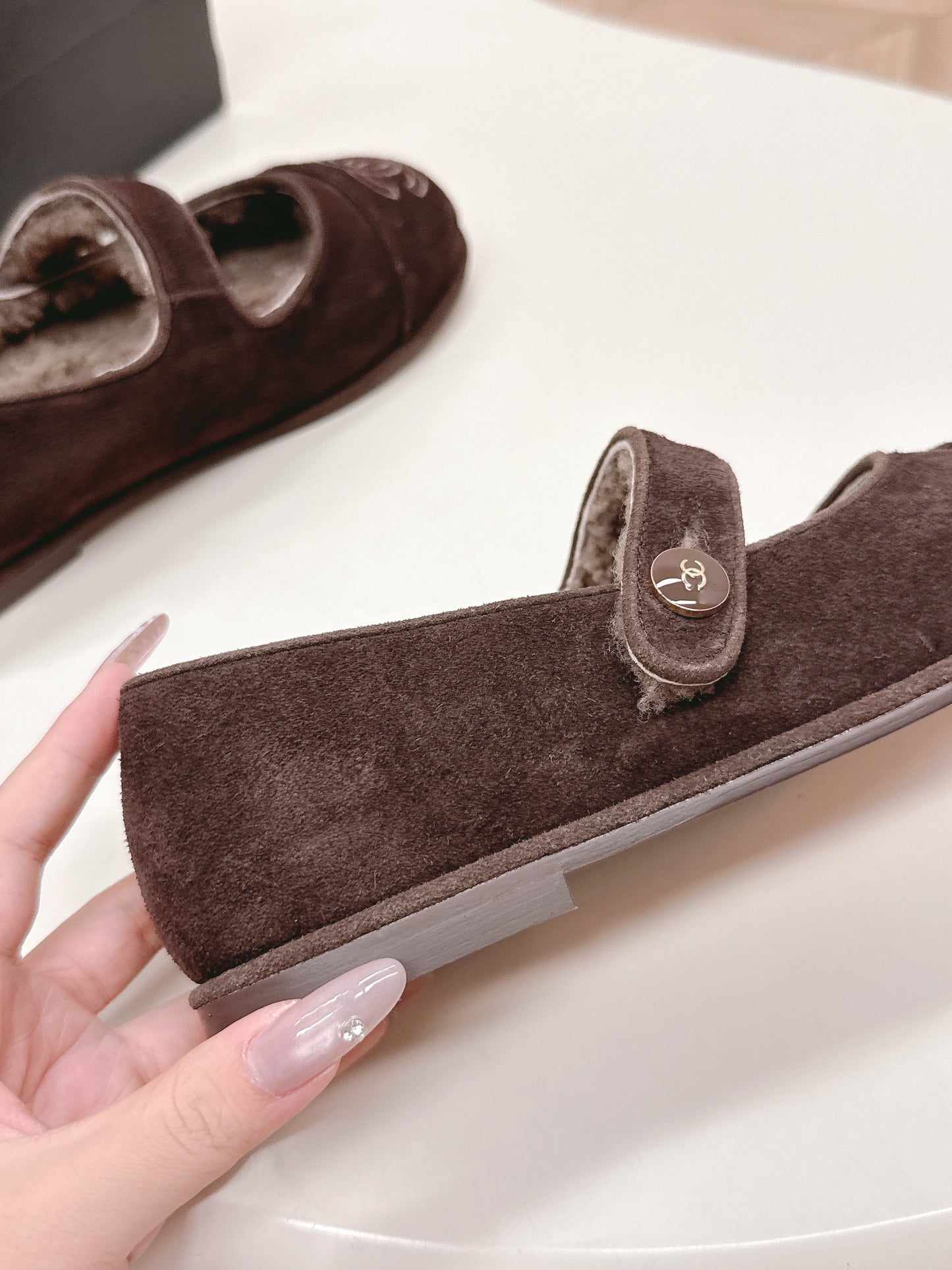 CHANEL FLAT MARY JANE SHOES 25S IN DARK BROWN VELVET