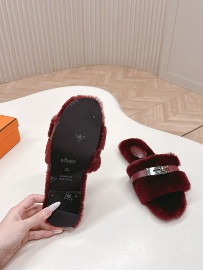 HM 25S ORAN SANDAL IN DARK RED SHEARLING WITH SILVER HARDWARE