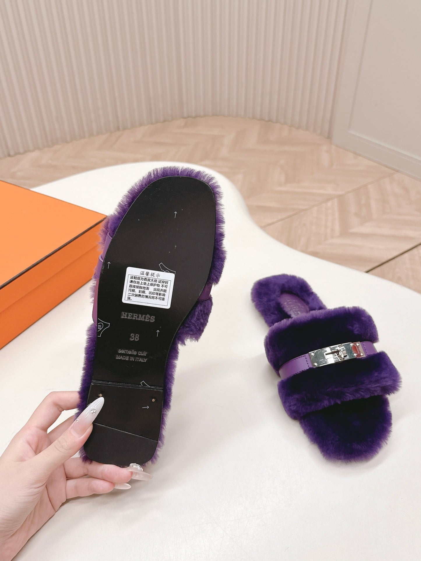 HM 25S ORAN SANDAL IN DARK PURPLE SHEARLING WITH SILVER HARDWARE