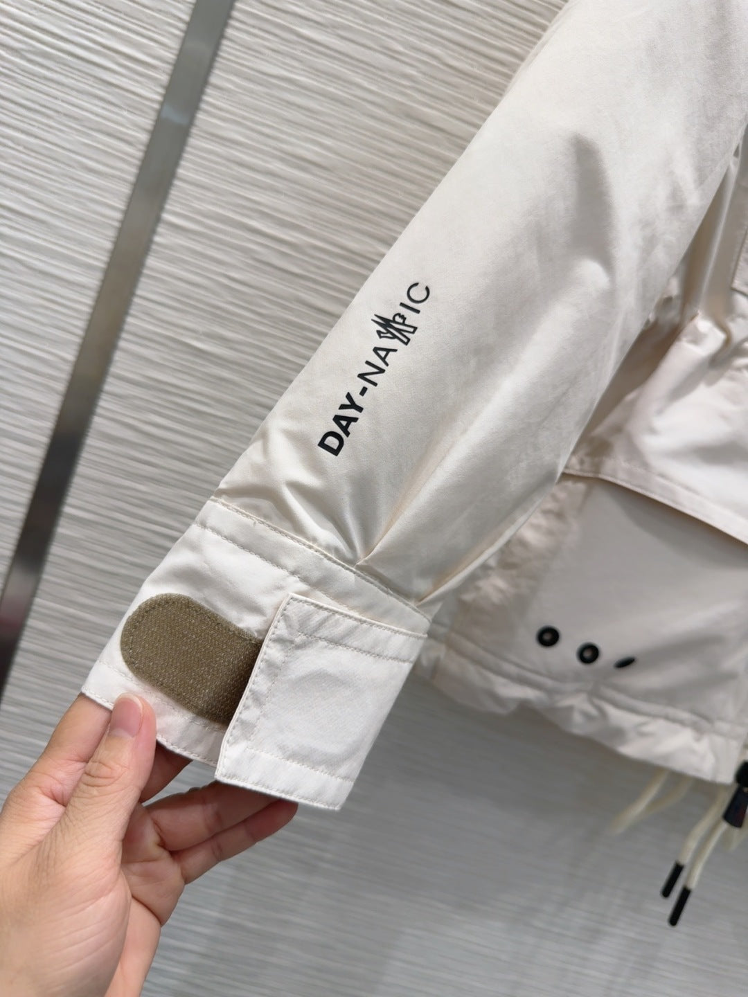 Moncler Style Women’s Hooded Down Puffer Shell Jacket – Style 303523