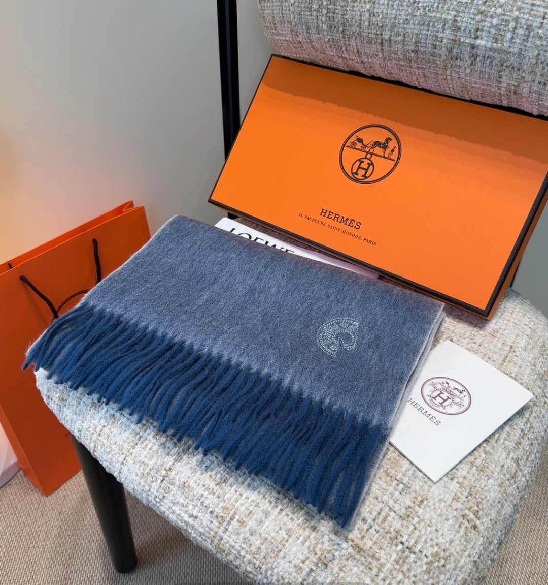 HERMES 25S SCARF 190 IN CASHMERE 854637