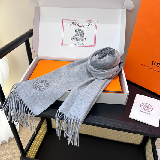HERMES 25S SCARF 190 IN CASHMERE 986049