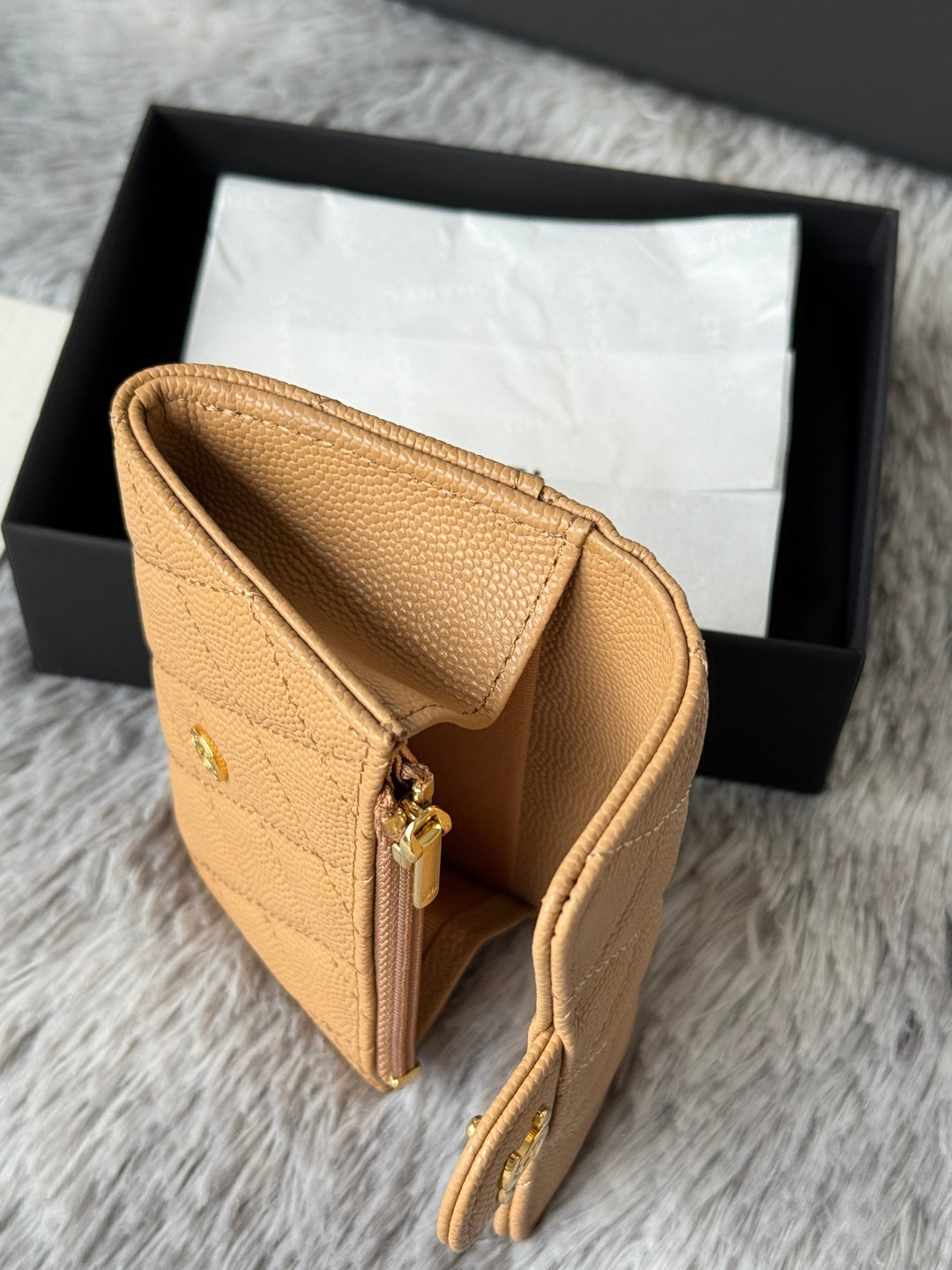 CHANEL 25S CLASSIC FLAP CARD HOLDER 11 IN GOLDEN CARAMEL CAVIAR GOLD HARDWARE