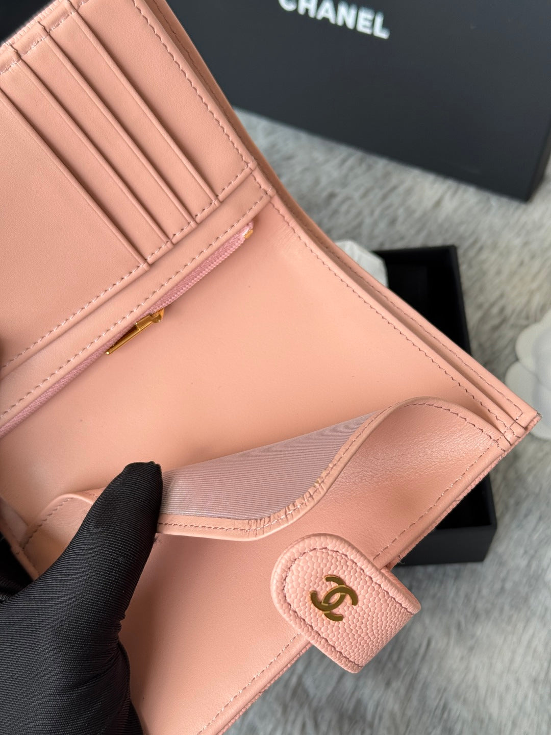 CHANEL 25S MULTI PURPOSE PASSPORT WALLET 15 IN PEACH PINK CALFSKIN GOLD HARDWARE